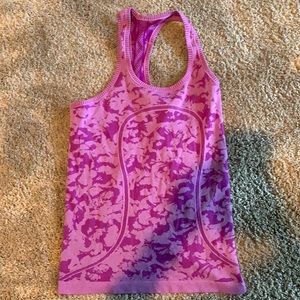 Lululemon purple tank